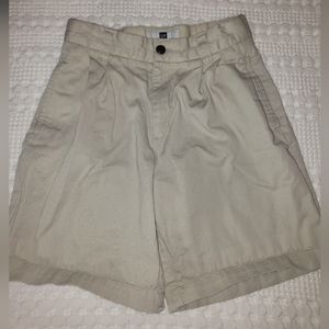 Gap khaki boys size 8 shorts
